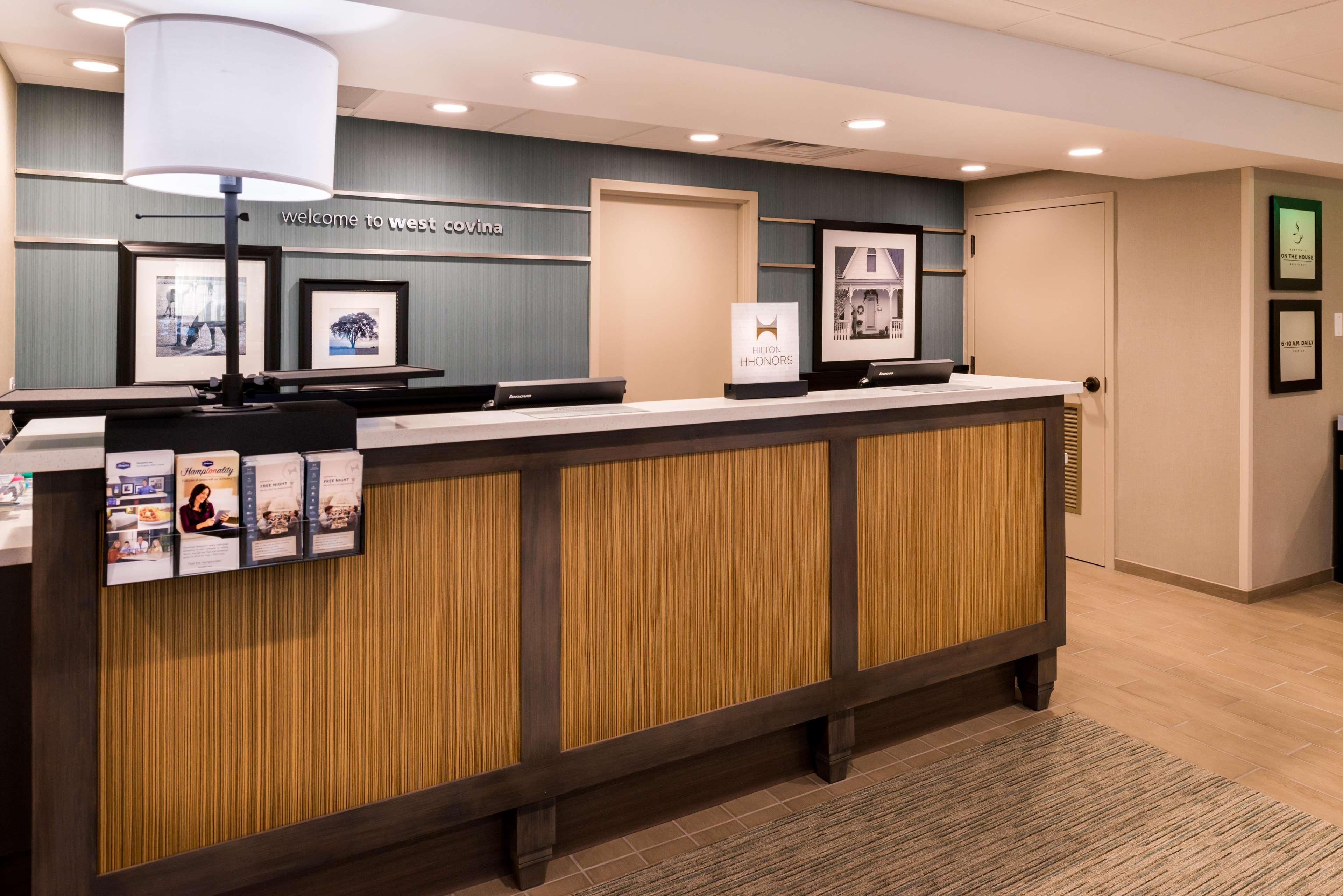 Hampton Inn Los Angeles-West Covina Extérieur photo